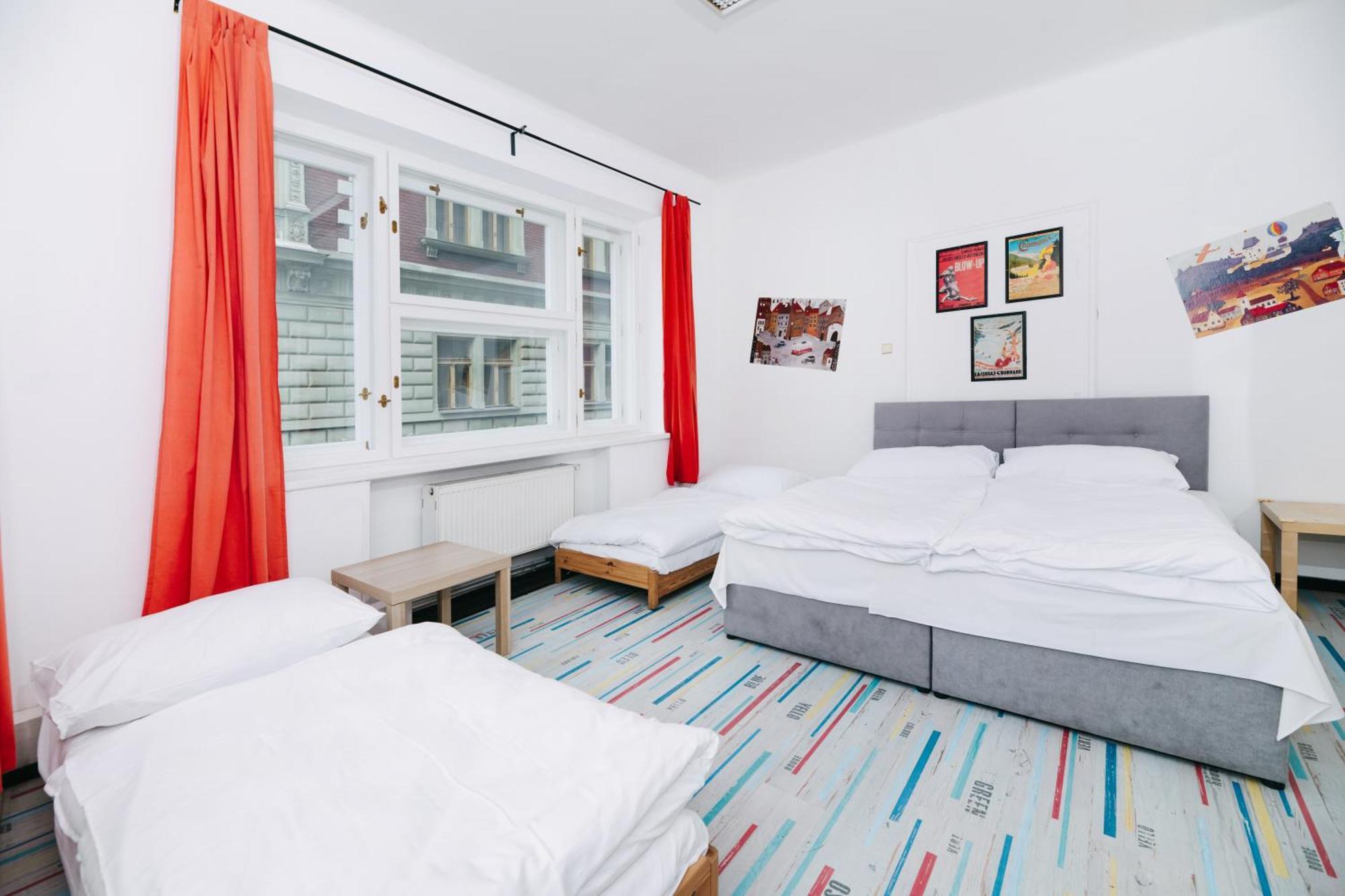 פראג Benedikt City Center Hostel מראה חיצוני תמונה
